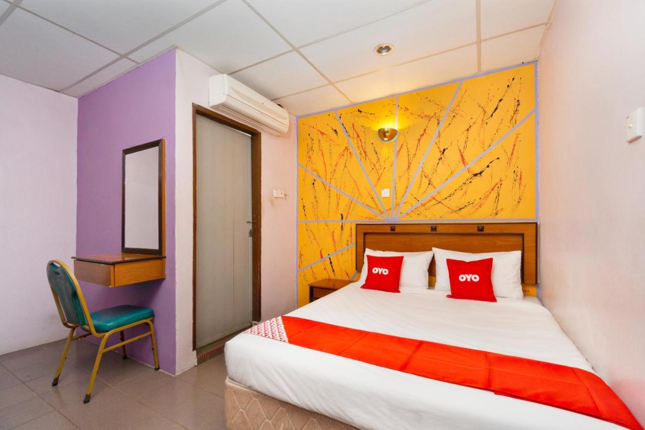 Hotel Dj Palace Lumut Exterior foto