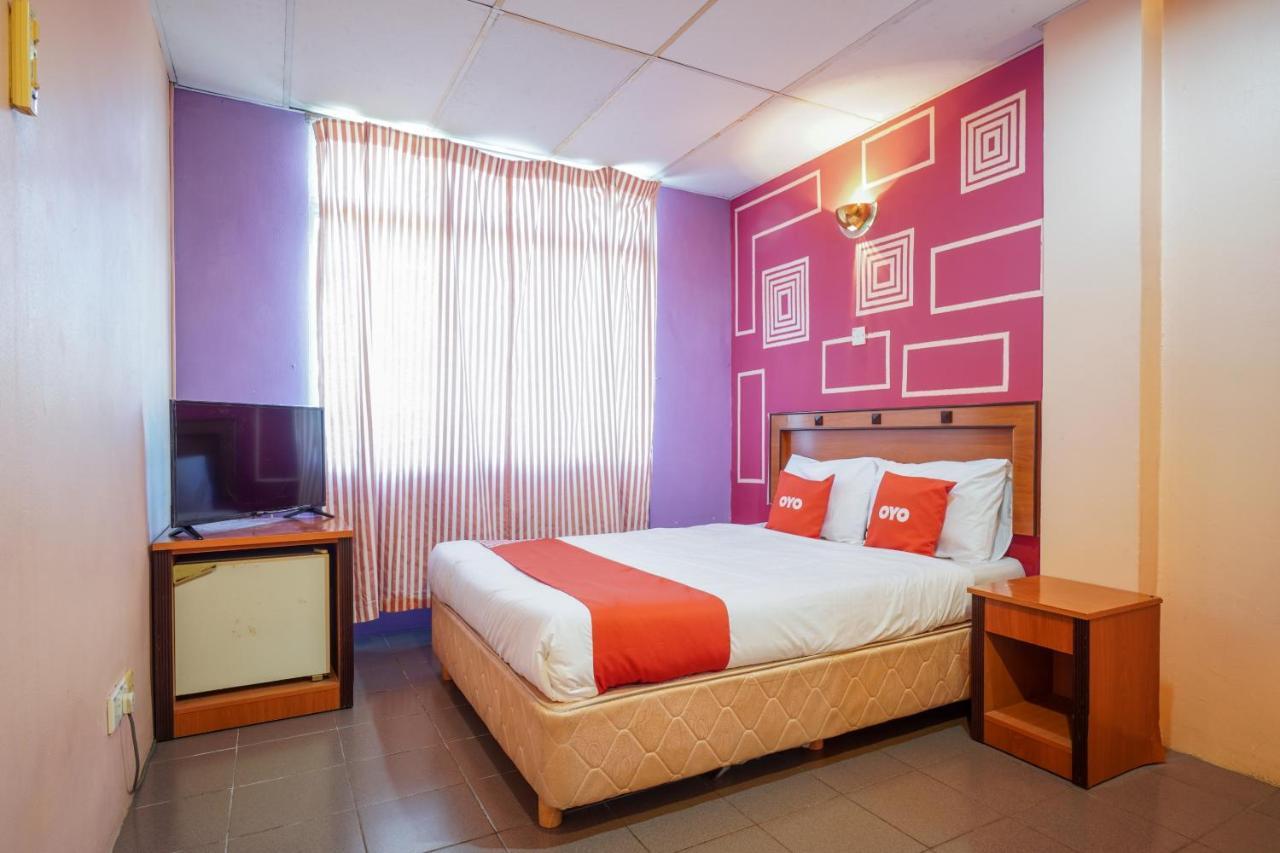 Hotel Dj Palace Lumut Exterior foto