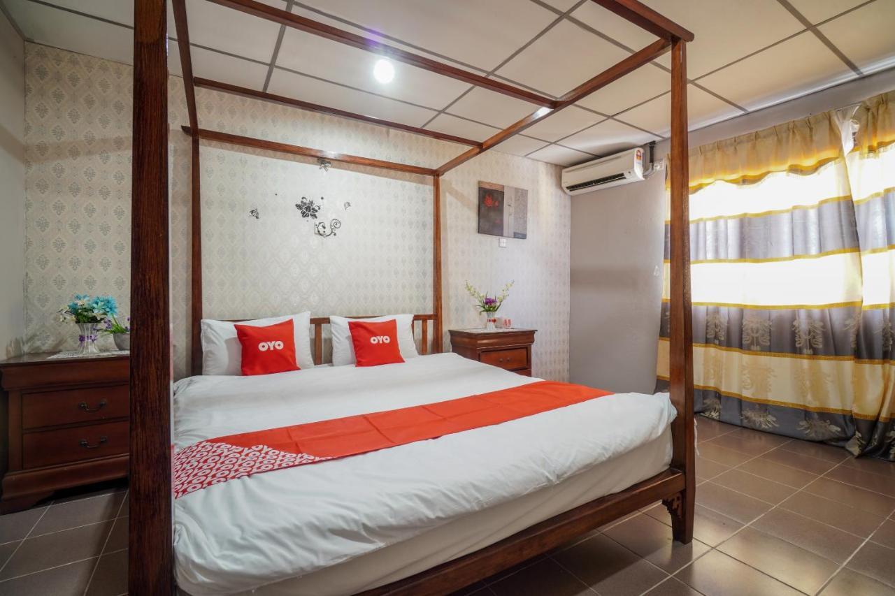 Hotel Dj Palace Lumut Exterior foto